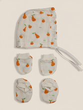 CAP MITTEN & BOOTIE SET | PEARS
